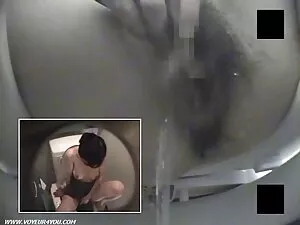 دختر تنها ناله آرام  ...
